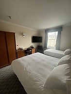 Avisford Park Hotel