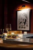 St. Ermins Hotel, Autograph Collection