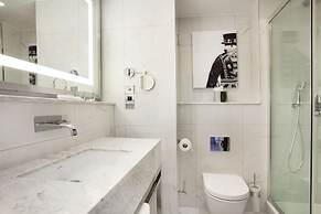 Hilton London Angel Islington