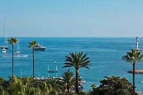 Hôtel Barrière Le Majestic Cannes