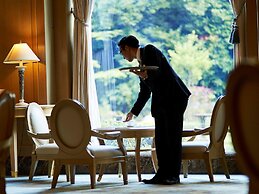 Okura Akademia Park Hotel