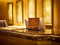 Okura Akademia Park Hotel