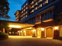 Okura Akademia Park Hotel