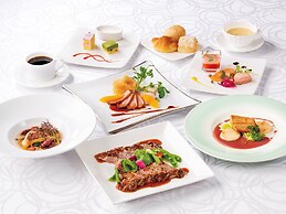 Okura Akademia Park Hotel
