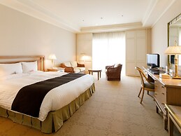 Okura Akademia Park Hotel