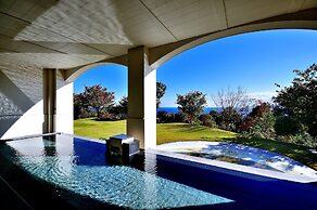 Kawana Hotel