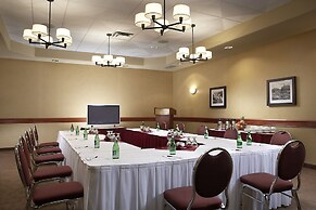 Four Points by Sheraton Edmonton South