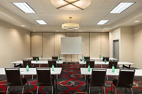 Four Points by Sheraton Edmonton South