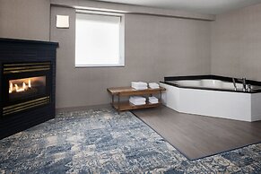 Four Points by Sheraton Edmonton South