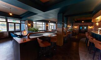 Waterford Marina Hotel