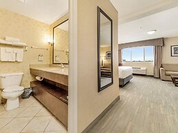Holiday Inn Lethbridge by IHG