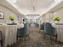 Holiday Inn Lethbridge by IHG