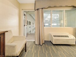 Holiday Inn Lethbridge by IHG
