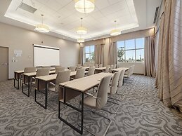 Holiday Inn Lethbridge by IHG