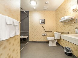 Holiday Inn Lethbridge by IHG