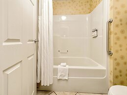 Holiday Inn Lethbridge by IHG