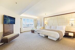 Regal Airport Hotel