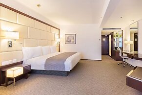 Regal Airport Hotel
