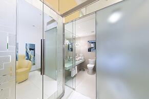Regal Airport Hotel