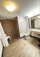 Travelodge by Wyndham Barrie
