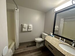 Travelodge by Wyndham Barrie