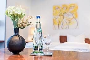 Best Living Hotel Arotel