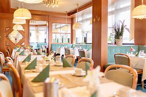 Best Living Hotel Arotel