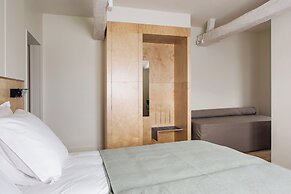 New Hotel Opera