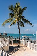 Romora Bay Resort & Marina