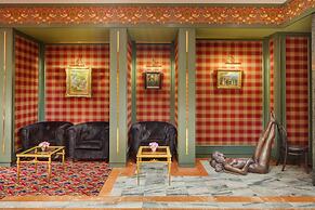Hotel Savoy