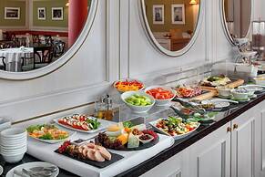 Hotel Savoy