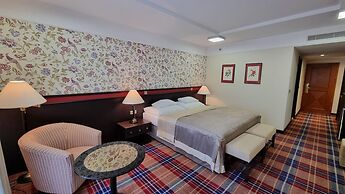 Hotel Savoy