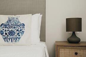 Paradise Art Hotel by Mr and Mrs White