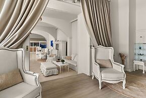 Paradise Art Hotel by Mr and Mrs White