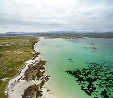 Carna Bay Hotel