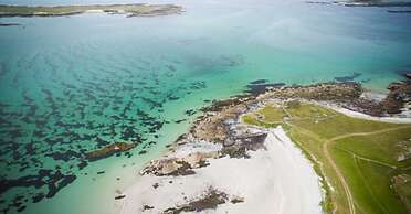 Carna Bay Hotel