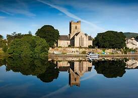 The Lakeside Hotel & Leisure Centre