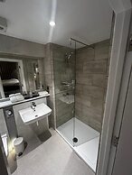 The Ro Hotel