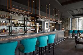 The Ro Hotel