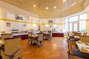 TRIP INN Hotel Schumann