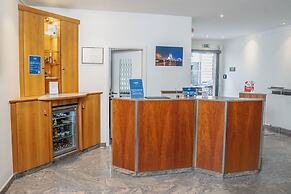 Astor & Aparthotel
