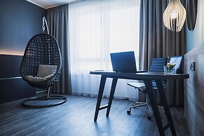 elaya frankfurt oberursel, Trademark Collection