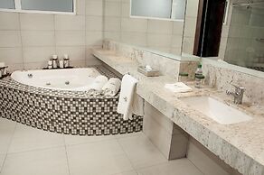 Camino Real Hotel