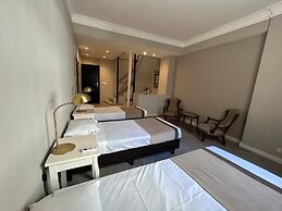 1253 Recoleta Small Hotel
