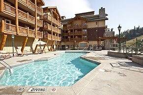 Trickle Creek Lodge