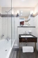 The Jay Hotel by HappyCulture