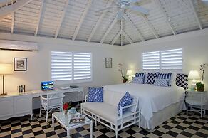 Round Hill Hotel And Villas