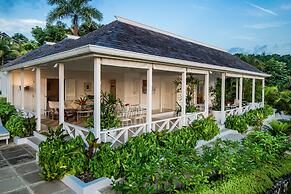Round Hill Hotel And Villas