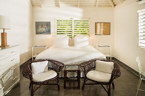 Round Hill Hotel And Villas