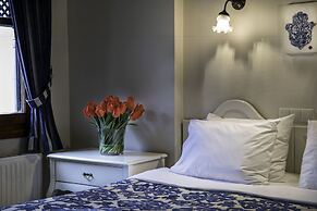 Hotel Sari Konak